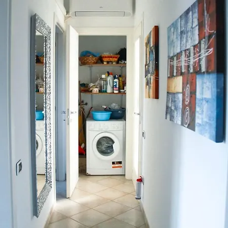 Family Vacation 5 Minutes On Foot From The Sea * Чивитанова-Марке